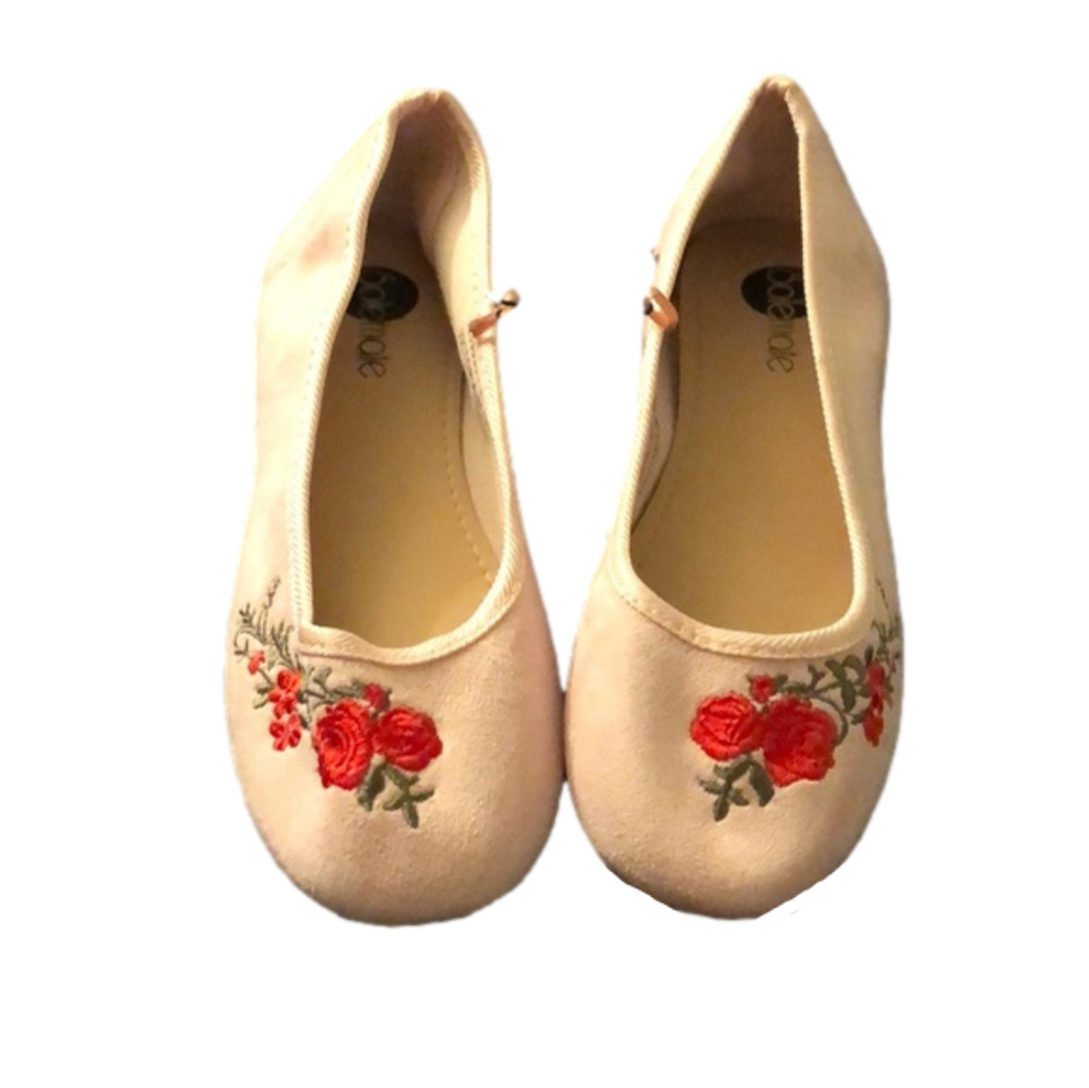 🥿 Pink Flats with Embroidered Rose